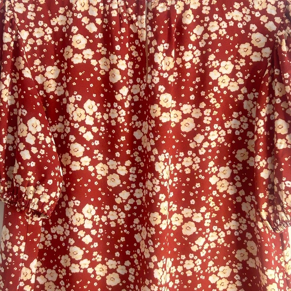 LC Lauren Conrad Red Ruffled Puff Sleeve Blouse - Picture 4 of 8